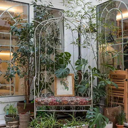 4-Bears-Sharehome-Madrid-Exterior