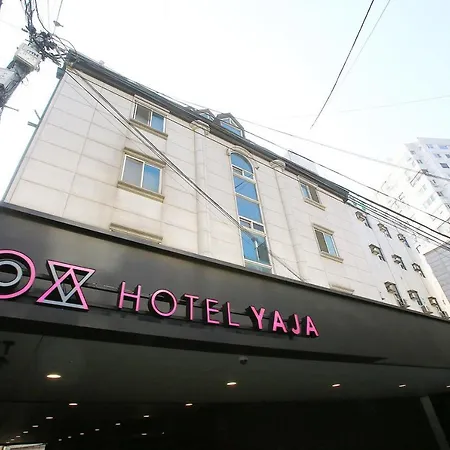 Hotel-Yaja-Jongno-Seoul-Exterior