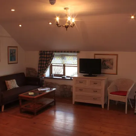 Farmers-Arms-Taunton-Room