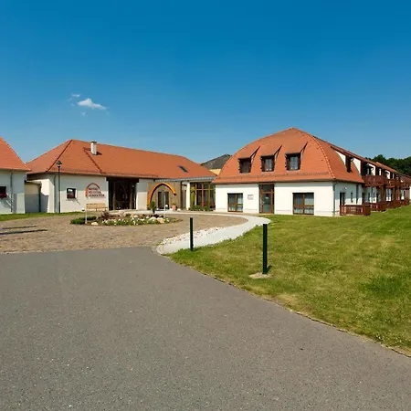 Hotel-Kloster-Nimbschen-4-Sterne-Grimma-Exterior