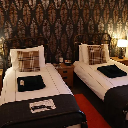 Gowanlea-Heights-Bed-Breakfast-Campbeltown-Room