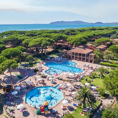 Gitavillage-Argentario-Albinia-Skyline