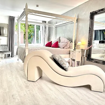 Jb-City-Loft-Hamburg-Facilities