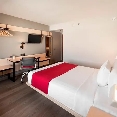 City-Express-By-Marriott-Chihuahua-Room