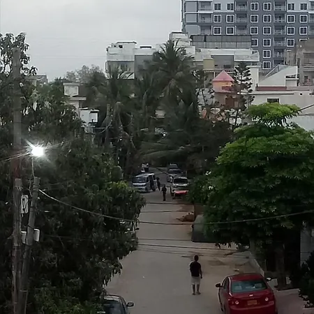 Hill-View-Guest-House-Family-Hotel-At-Prime-Location-All-Facilities-Are-Available-In-Surrounding-Karachi-Exterior