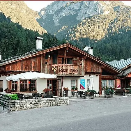 Locanda-Boton-DOro-Auronzo-di-Cadore-Exterior