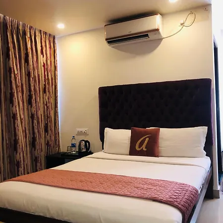 Astra-Hotels-Suites-Hsr-Layout-Sector-1-Near-Ecospace-Bellandur-Bangalore-Beds