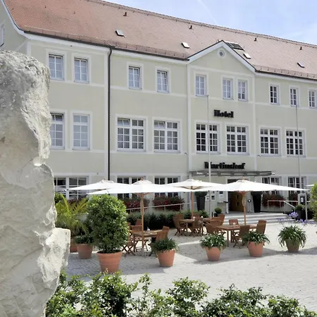 Martinshof-Hotel-Rottenburg-am-Neckar-Exterior