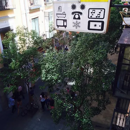 Hostal-Sonsoles-Madrid-Centro-Exterior