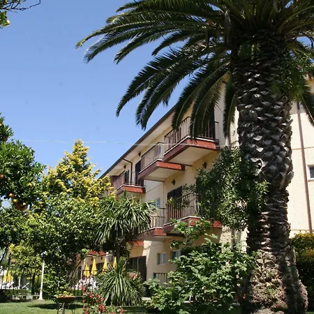 Arcada-Hotel-Tocha-Exterior