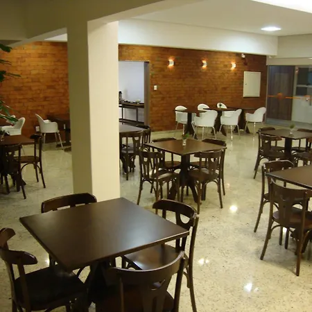 Santorini-Hotel-Guanhaes-Amenities