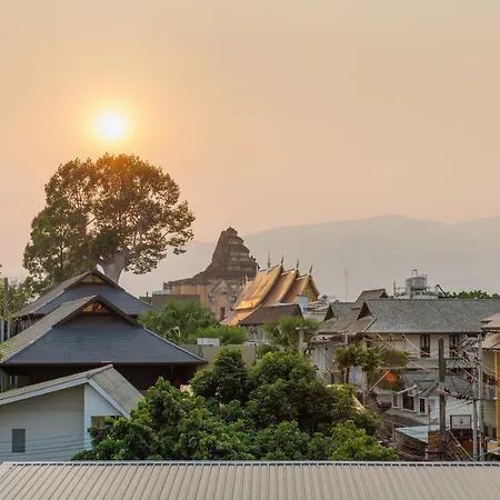 Chala-Number-2-Art-And-Gallery-Chiang-Mai-Exterior