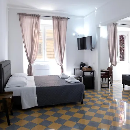 Vatican-23-Museum-Suites-Rome-Room