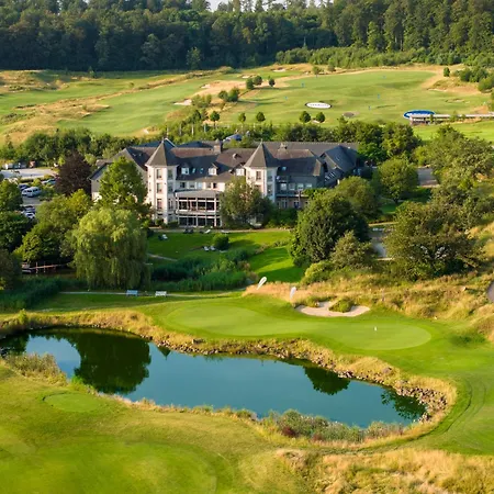 Hotel-Hofgut-Georgenthal-Hohenstein-Exterior