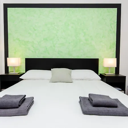 Green-Room-Milan-Room