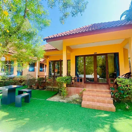 Pranmanee-Beach-Resort-Sam-Roi-Yot-Exterior