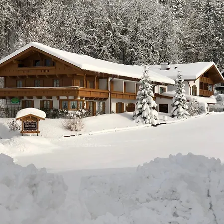 Landhotel-Gabriele-Unterwoessen-Room