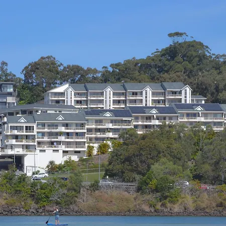 The-Hill-Apartments-Currumbin-Beach-Coolangatta-Exterior