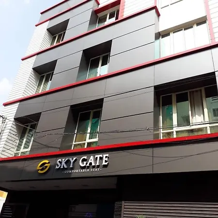 Sky-Gate-Hotel-Near-Apollo-Main-WomenS-ChildrenS-Us-Consulate-Sankara-Netralaya-Goethe-Institute-Prestigepalladium-Shastri-Bhavan-Senmozhi-Poonga-Raj-Ratnam-Stadium-Taj-Coromandal-India-Oil-Bhavan-Dr-MohanS-Diabetics-Vac-Chennai-Exterior