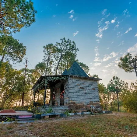 Seed-At-Queens-Meadows-Ranikhet-Exterior
