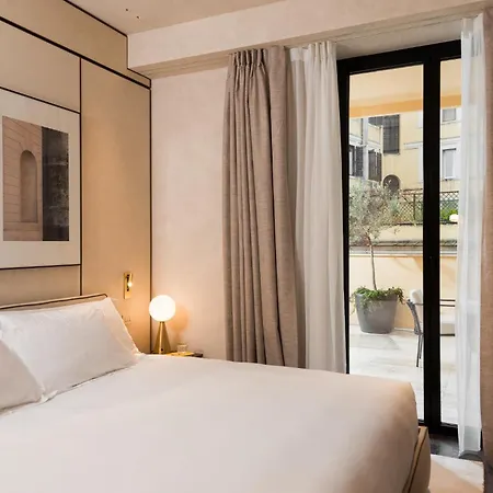 Master-Trevi-Aparthotel-Rome-Room