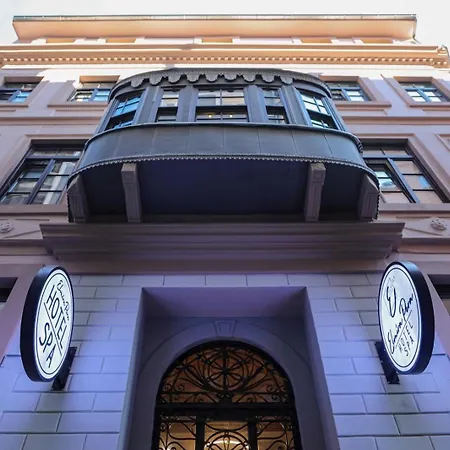 Elmira-Pera-Hotel-Special-Class-Istanbul-Exterior