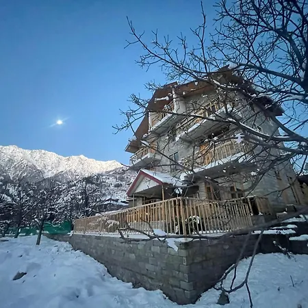 Heavens-Retreat-Club-Nirvana-Stays-Vashist-Nature