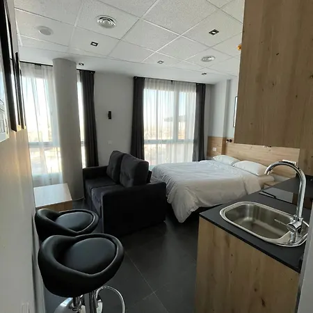 Apartamentos-Mirasur-Parla-Room