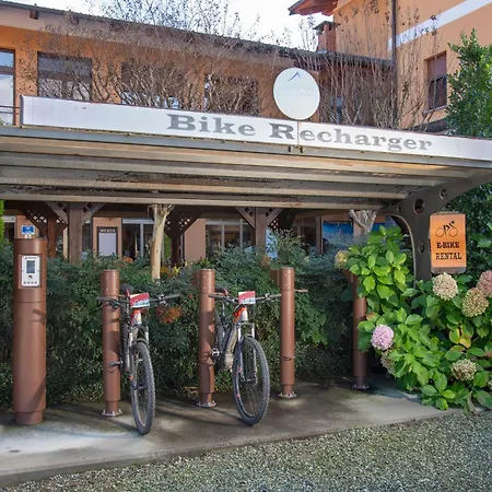 Hotel-La-Colletta-Paesana-Exterior