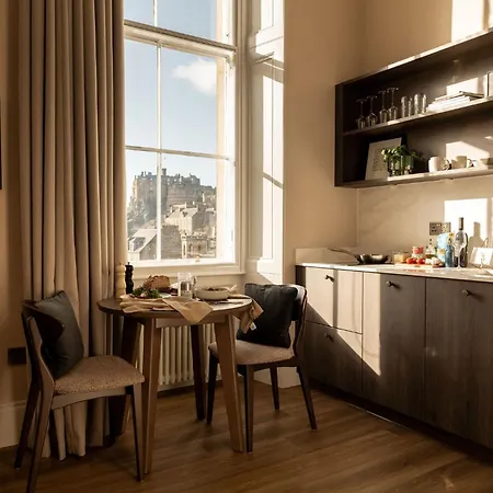 Moment-George-IV-Bridge-Hotel-Edinburgh-Restaurant