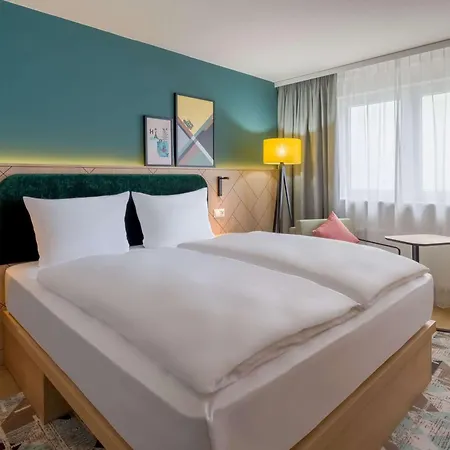 Spark-By-Hilton-Stuttgart-Sindelfingen-Room