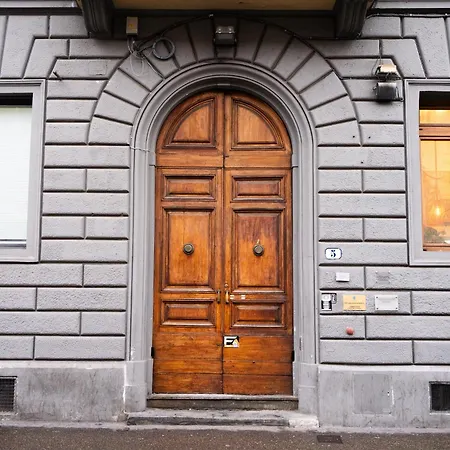 Smn-Suites-Florence-Exterior