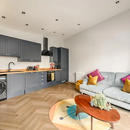 The-Signal-Station-Luxury-Aparthotel-Edinburgh-Room