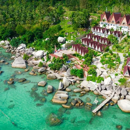 Fly-Up-Resort-Lai-Son-Exterior