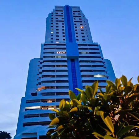 Patong-Tower-Apartments-By-Pm-Exterior