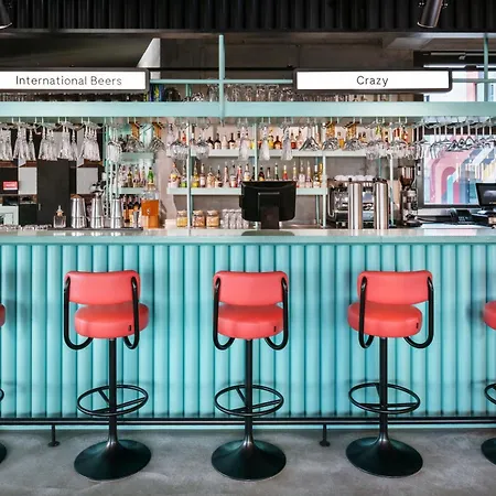 The-Social-Hub-Berlin-Alexanderplatz-Extended-Stay-Macro-Details