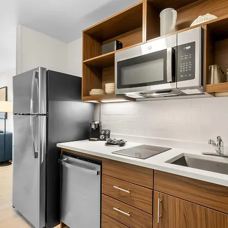 Everhome-Suites-Cheyenne-Kitchen
