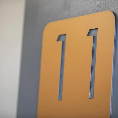 Nightcap-At-Sylvania-Hotel-Campbellfield-Exterior