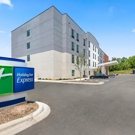 Holiday-Inn-Express-Asheville-Woodfin-By-Ihg-Exterior