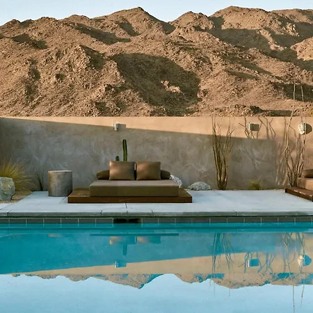 Reset-Hotel-Joshua-Tree-Twentynine-Palms-Exterior