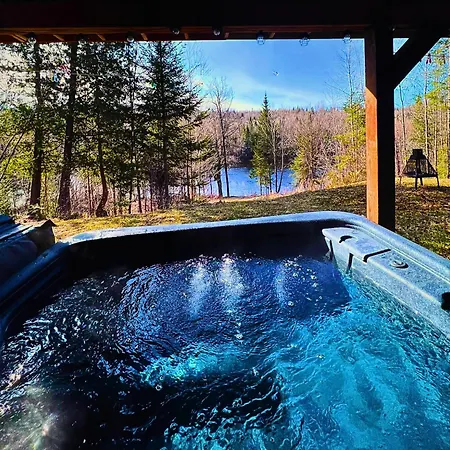 LEnsoleille-Villa-Lac-aux-Sables-Amenities