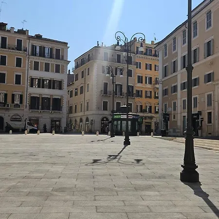 Boutique-Suites-Della-Croce-Rome-Exterior