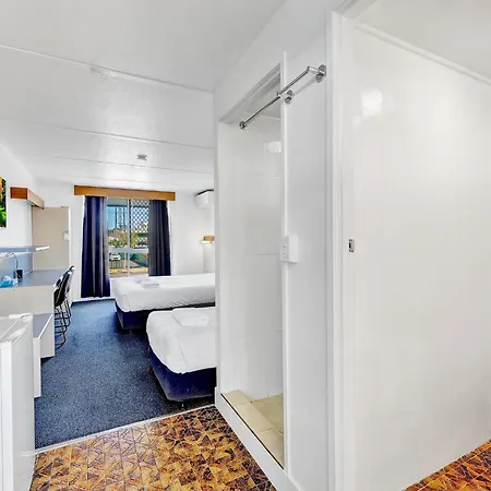 Oscar-Motel-Bundaberg-Room