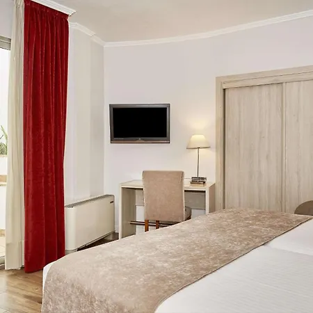 Nh-Cordoba-Califa-Hotel-Room