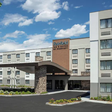 Fairfield-Inn-Suites-By-Marriott-Providence-Airport-Warwick-Exterior