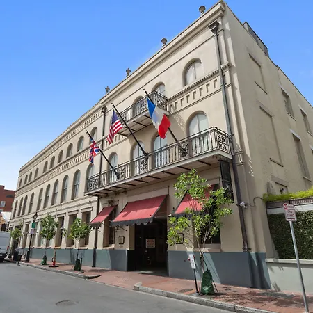 Prince-Conti-Hotel-New-Orleans-Exterior