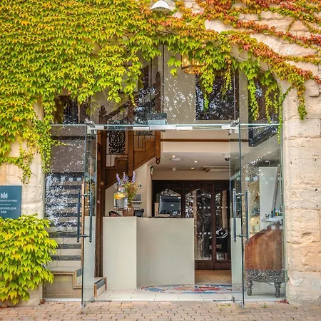 Ellenborough-Park-Hotel-Bishops-Cleeve-Exterior