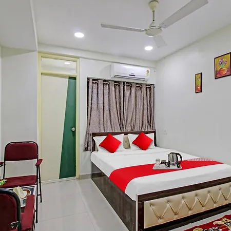 Super-Hotel-O-Sunshine-Inn-Nagpur-Beds