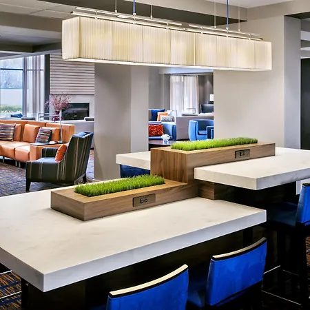 Courtyard-Parsippany-Hotel-Amenities