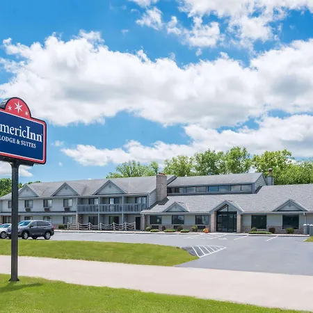 Americinn-By-Wyndham-Lake-City-Exterior